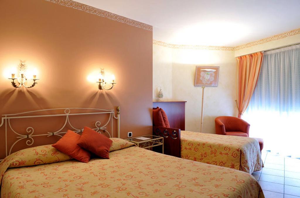 Hotel La Sapiniere Brioude Dış mekan fotoğraf