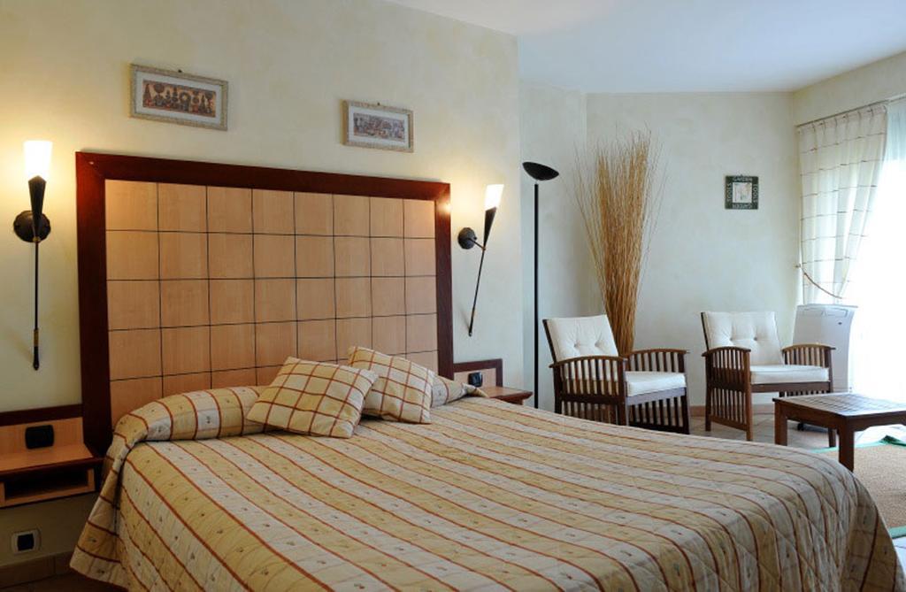 Hotel La Sapiniere Brioude Dış mekan fotoğraf